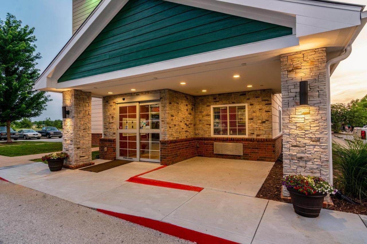 Hometowne Studios & Suites By Red Roof Bentonville Exterior photo